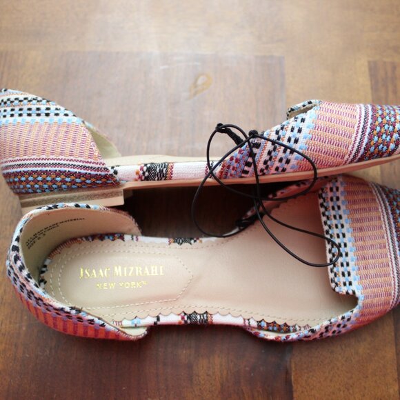 Isaac Mizrahi Open Side Closed Toe Flats NWOB - Picture 12 of 13